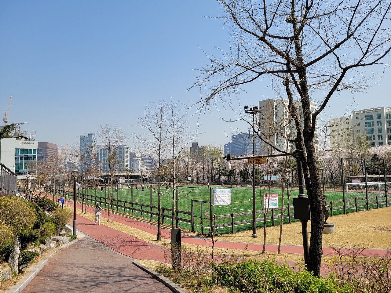 定性顯然並 定性顯然並